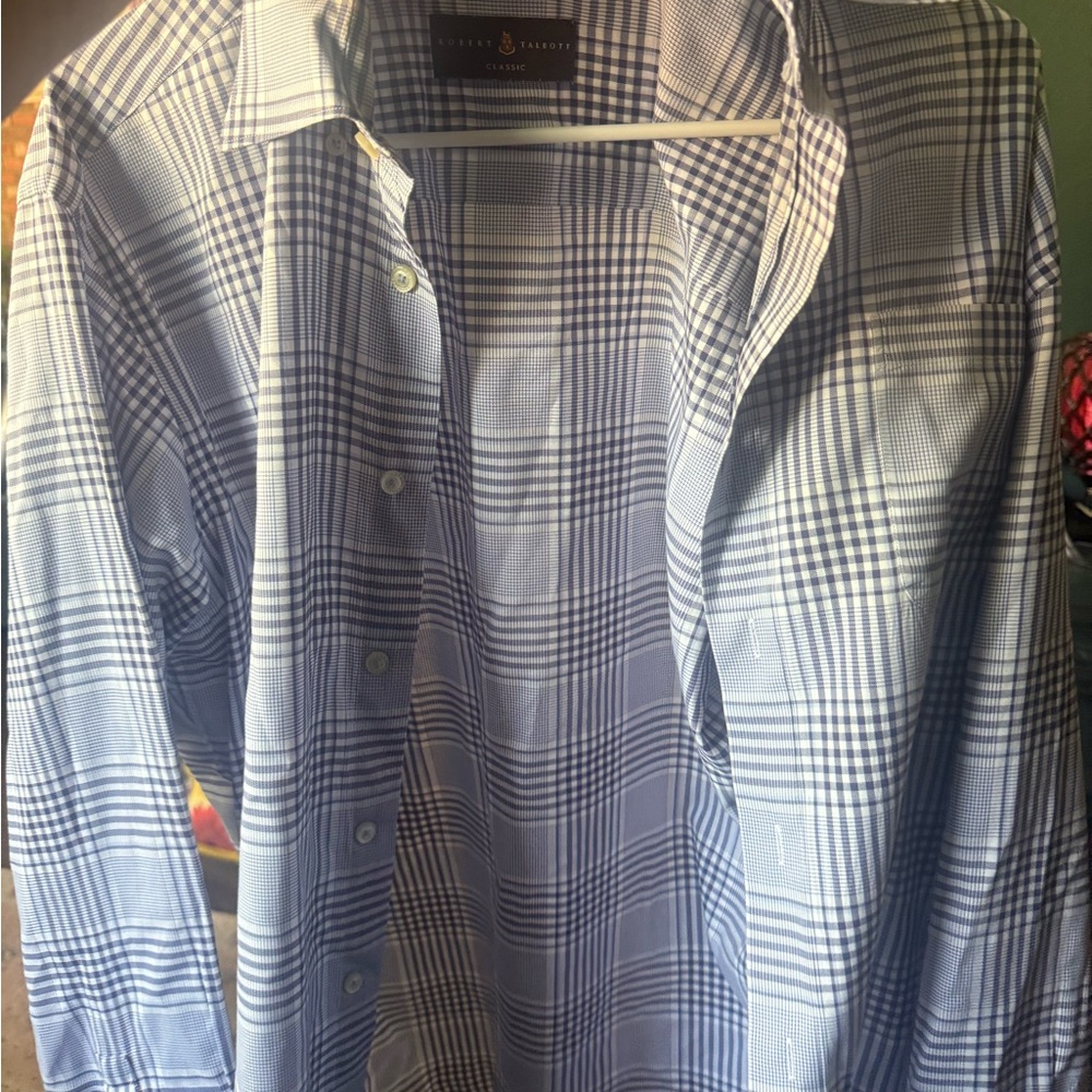 Robert Talbott Blue and White Casual Button Down Shirt
